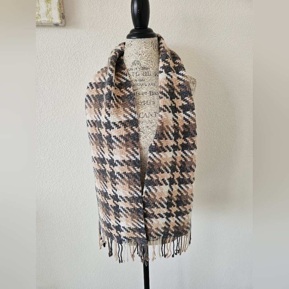 Charter Club 100% Cashmere Scarf Basketweave Houndstooth Neutral Plaid Fringe